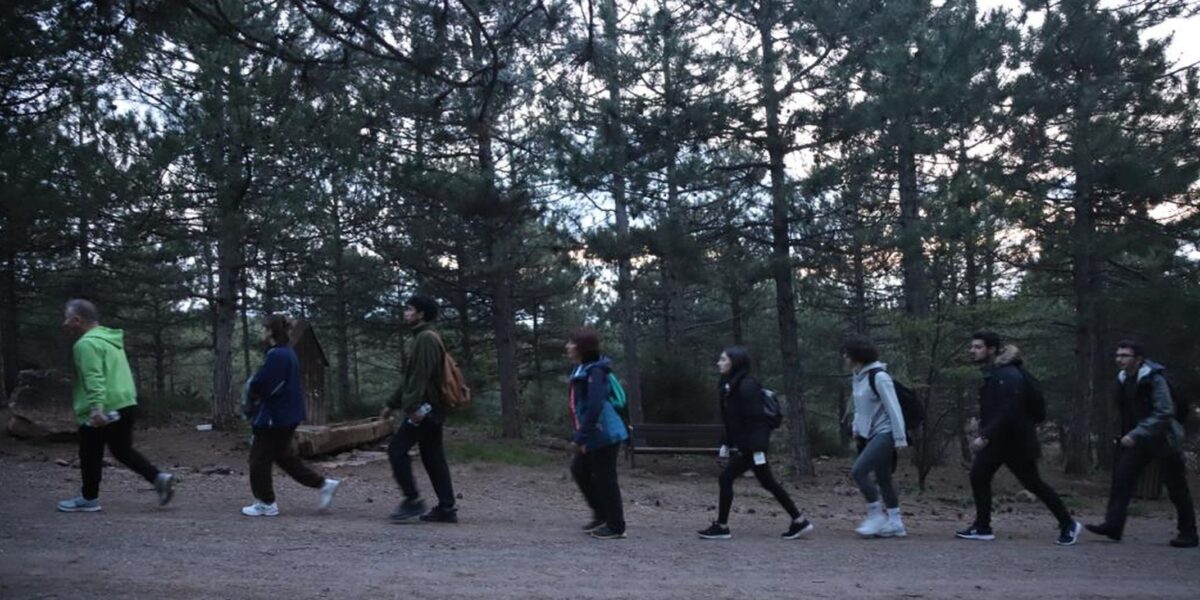 Bursa Uludağ eteklerinde gece yürüyüş rotası manzarası